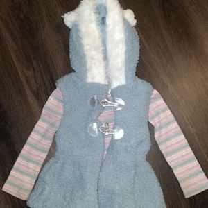 NWOT MATCHING VEST & SWEATER